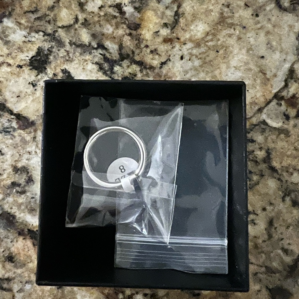 Ring - Picture 3 of 3